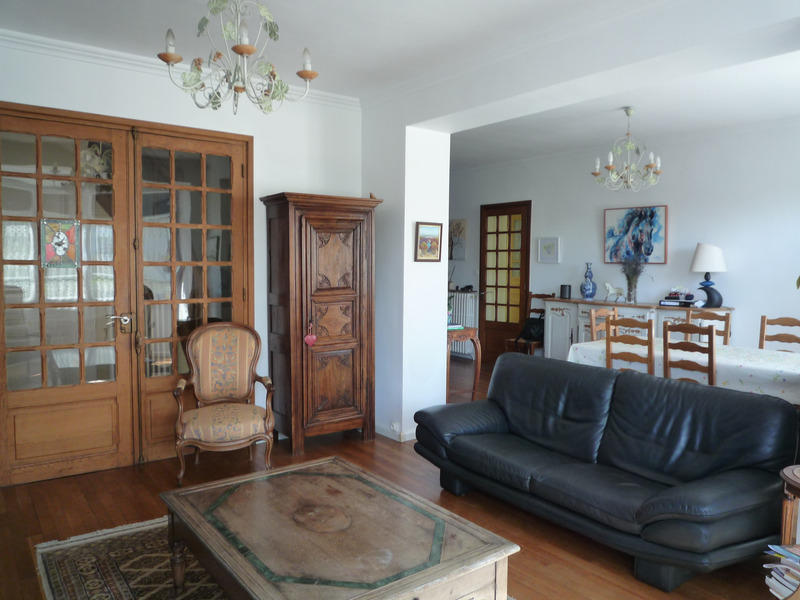 Maison - 161 m² - 6 pièces