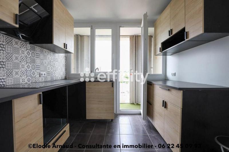 Appartement - 81 m² - 4 pièces