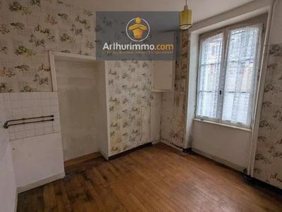 Maison - 96 m² - 7 pièces