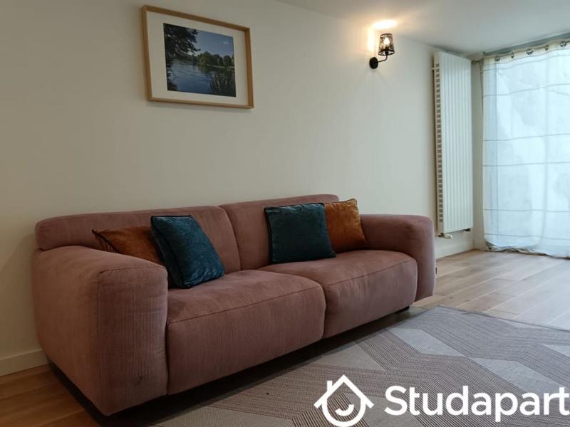 Chambre - 11 m² - 1 pièce