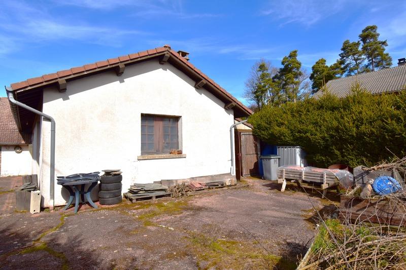 Maison - 85 m² - 5 pièces