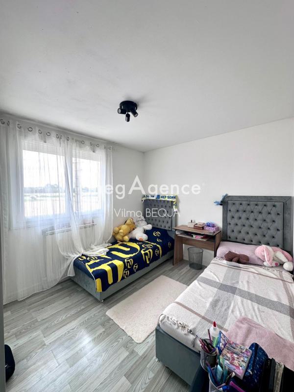 Maison - 143 m² - 5 pièces