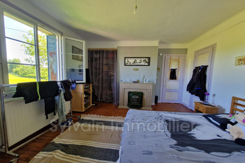 Maison - 216 m² - 6 pièces