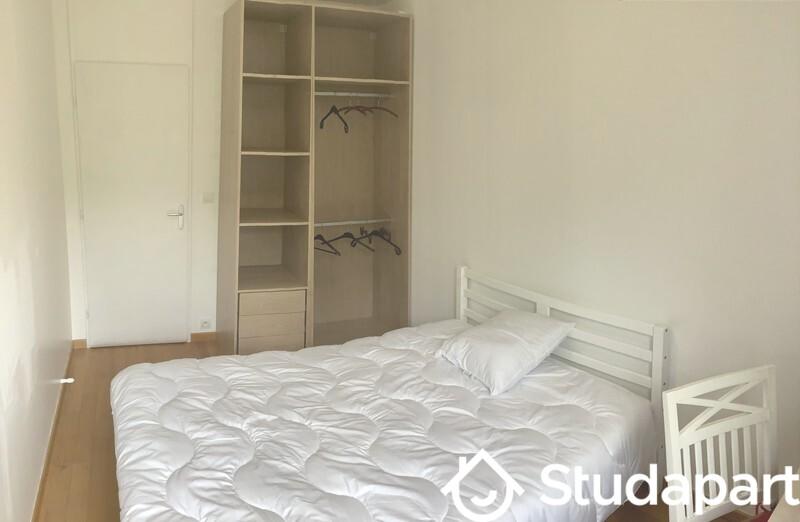 Chambre - 10 m² - 1 pièce