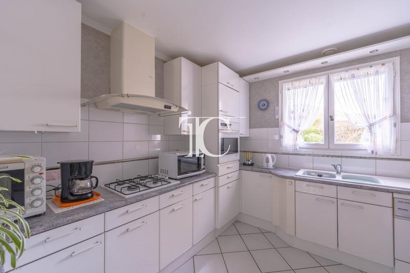 Maison - 152 m² - 4 pièces