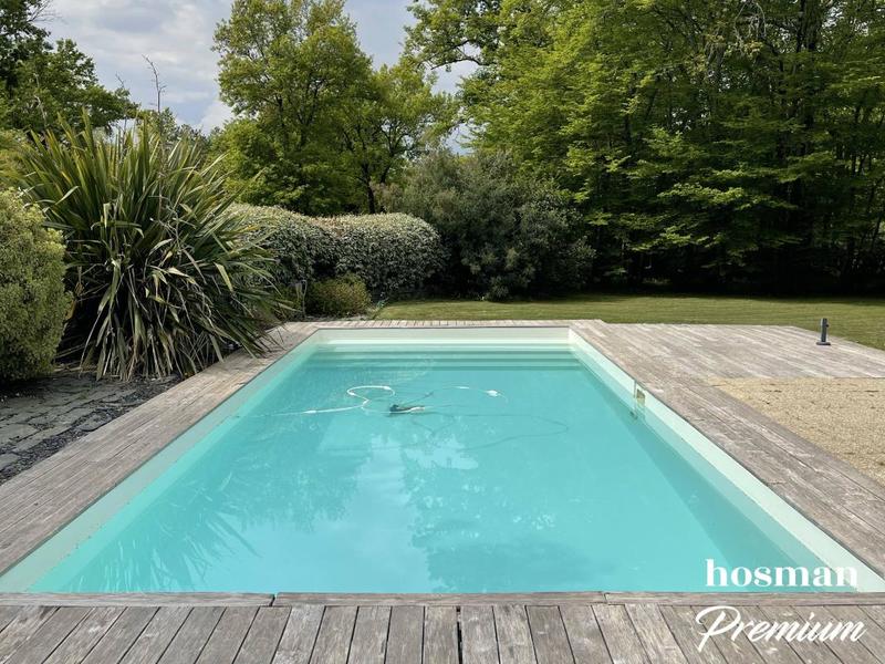 Maison - 180 m² - 6 pièces