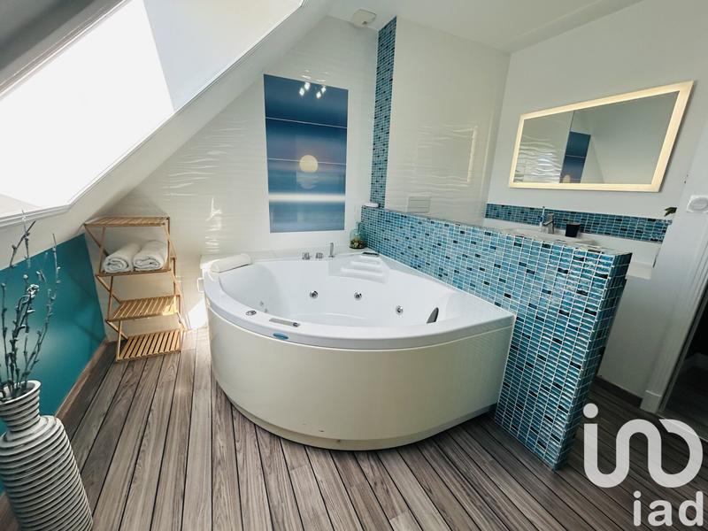 Maison - 100 m² - 6 pièces