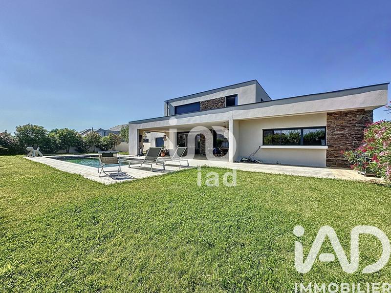 Maison de maîtres - 245 m² - 5 pièces