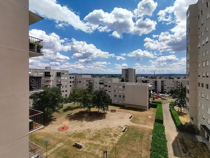 Appartement - 75 m² - 4 pièces