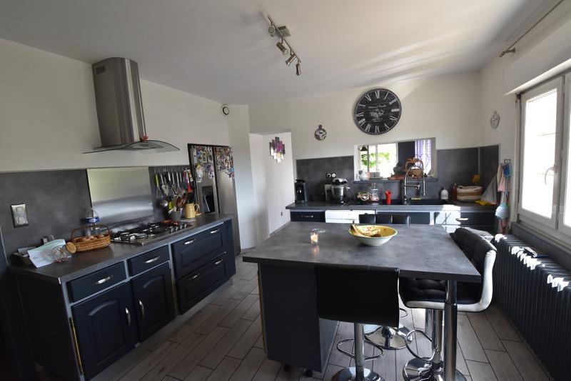 Maison - 262 m² - 7 pièces