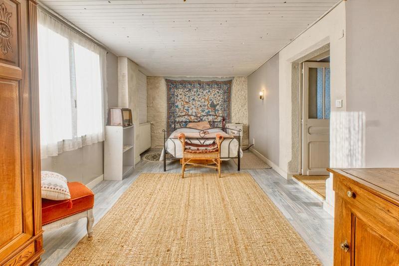 Maison de village - 170 m² - 6 pièces