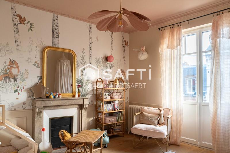 Maison de maîtres - 220 m² - 8 pièces