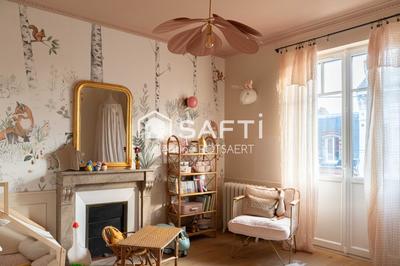 Maison de maîtres - 220 m² - 8 pièces