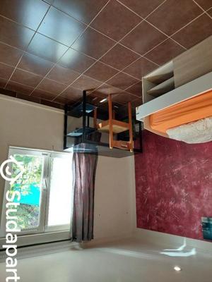 Chambre - 13 m² - 1 pièce