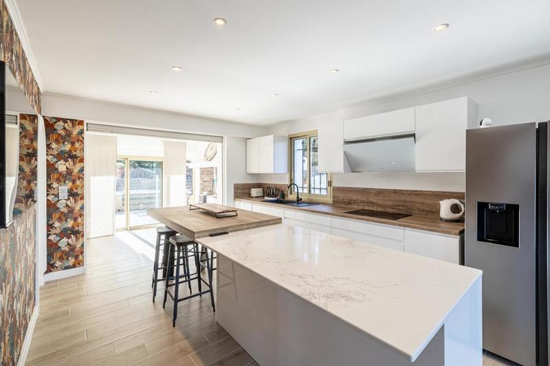 Villa - 300 m² - 8 pièces