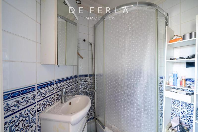 Appartement - 100 m² - 5 pièces