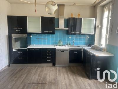 Maison - 190 m² - 8 pièces