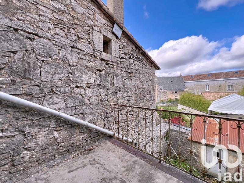 Maison - 228 m² - 19 pièces