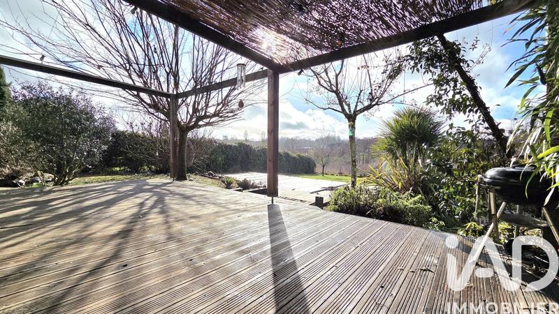 Maison - 122 m² - 5 pièces