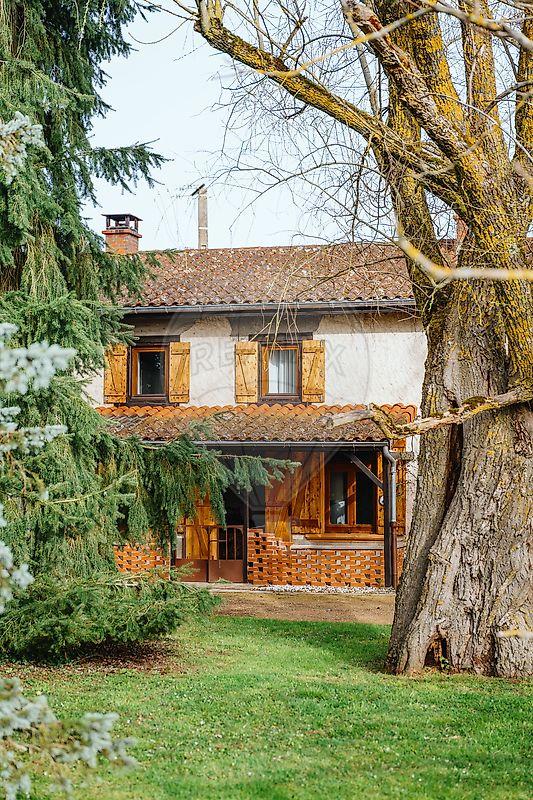 Maison - 110 m² - 5 pièces