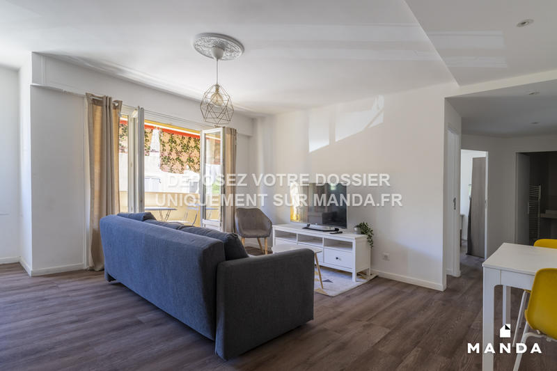 Chambre - 9 m² - 4 pièces