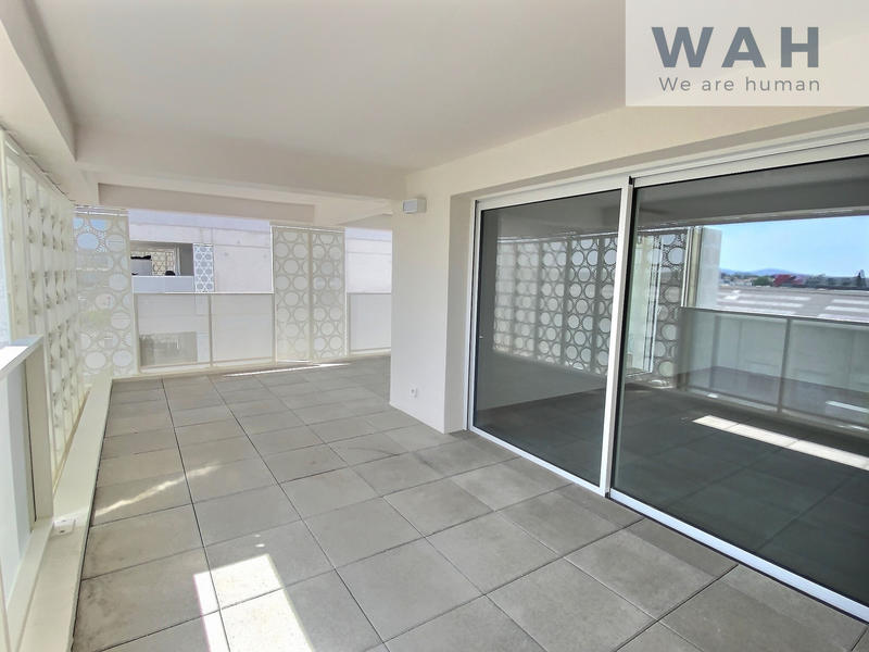 Appartement - 90 m² - 4 pièces