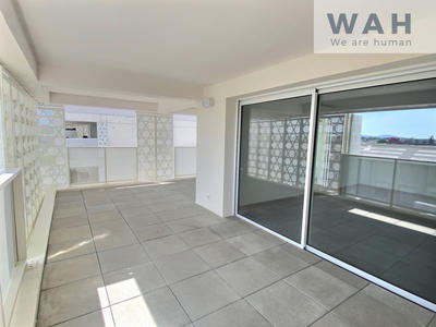 Appartement - 90 m² - 4 pièces