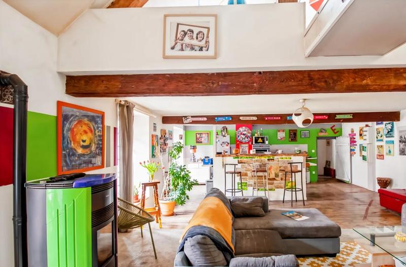 Maison - 270 m² - 6 pièces