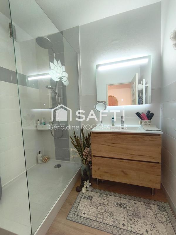 Appartement - 92 m² - 4 pièces