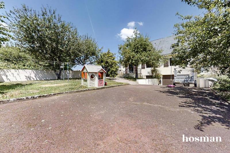 Maison - 161 m² - 6 pièces