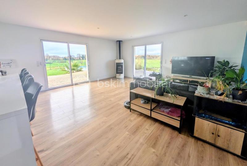 Maison traditionnelle - 115 m² - 5 pièces