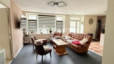 Maison - 191 m² - 7 pièces