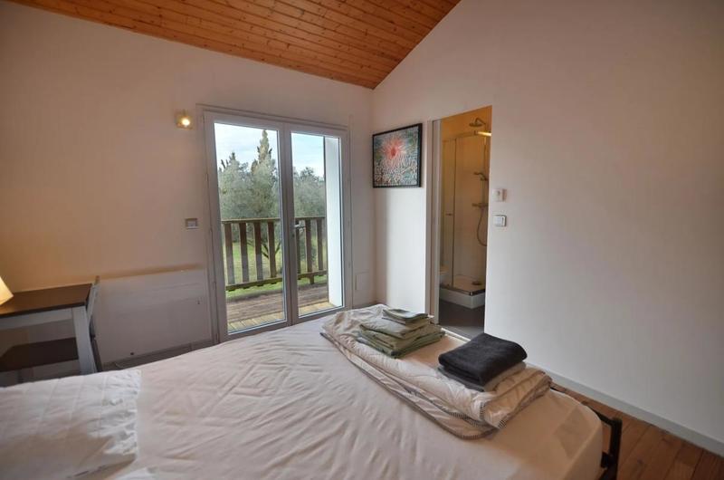 Maison - 318 m² - 12 pièces