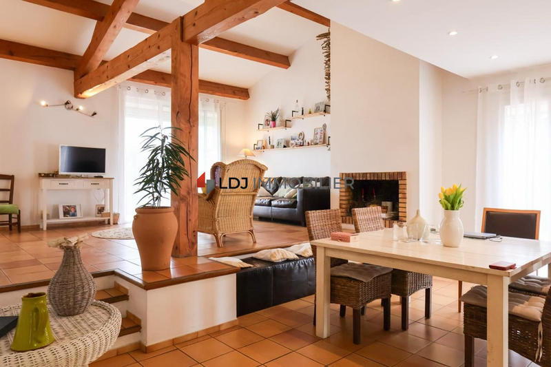 Maison contemporaine - 132 m² - 6 pièces