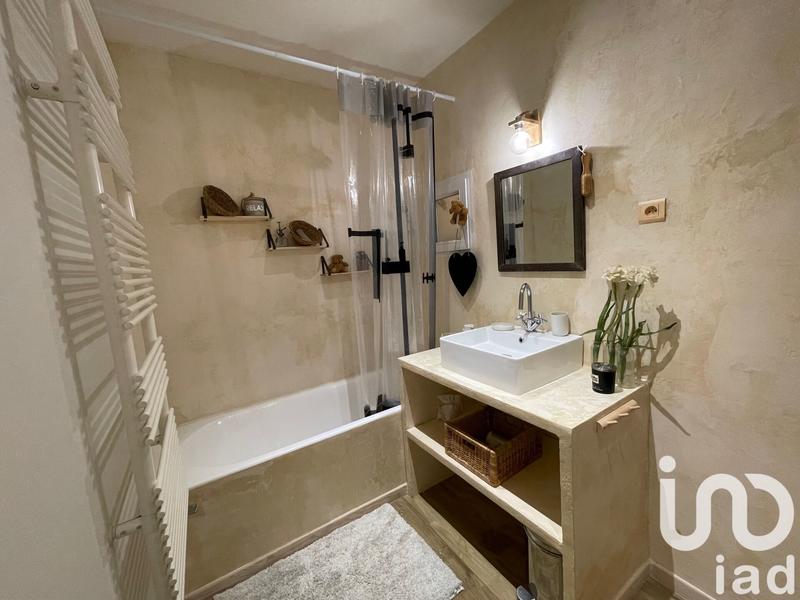 Maison - 349 m² - 10 pièces