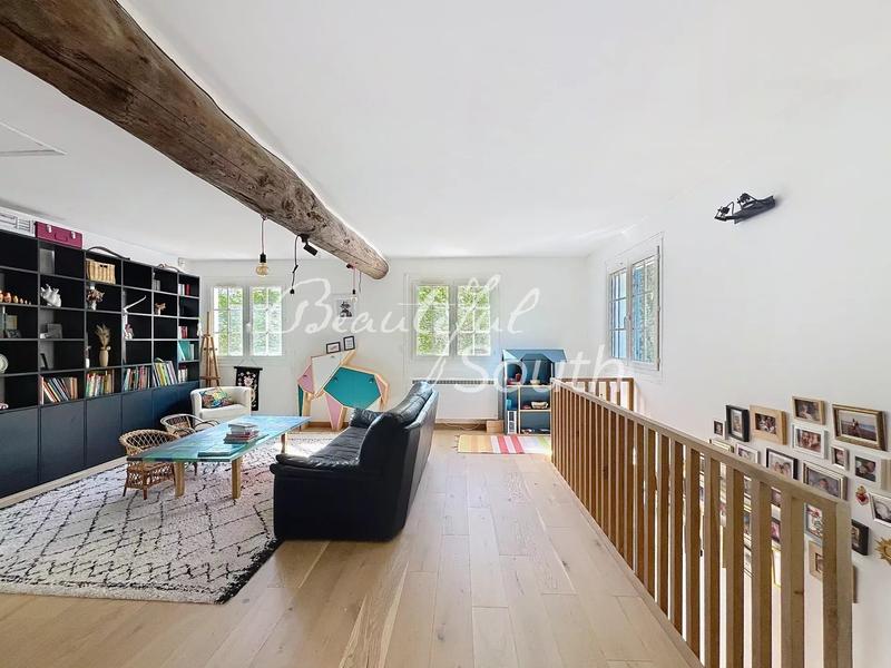 Villa - 174 m² - 5 pièces