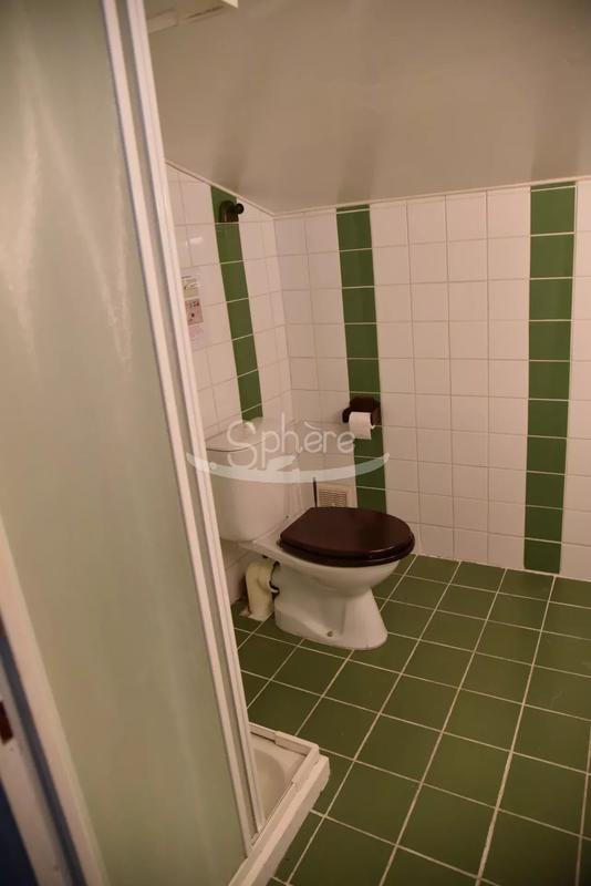 Propriété - 317 m² - 22 pièces