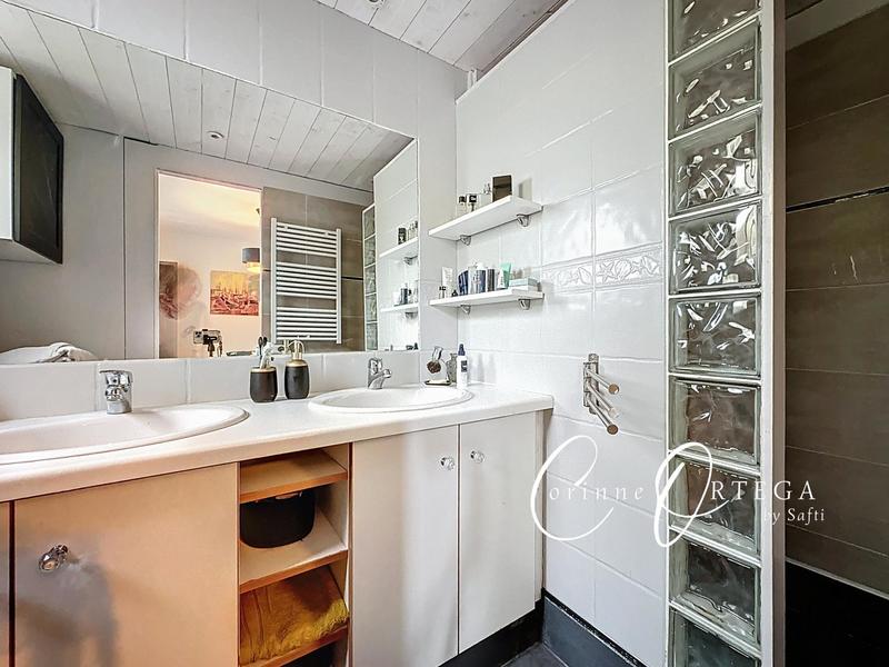 Maison - 142 m² - 5 pièces