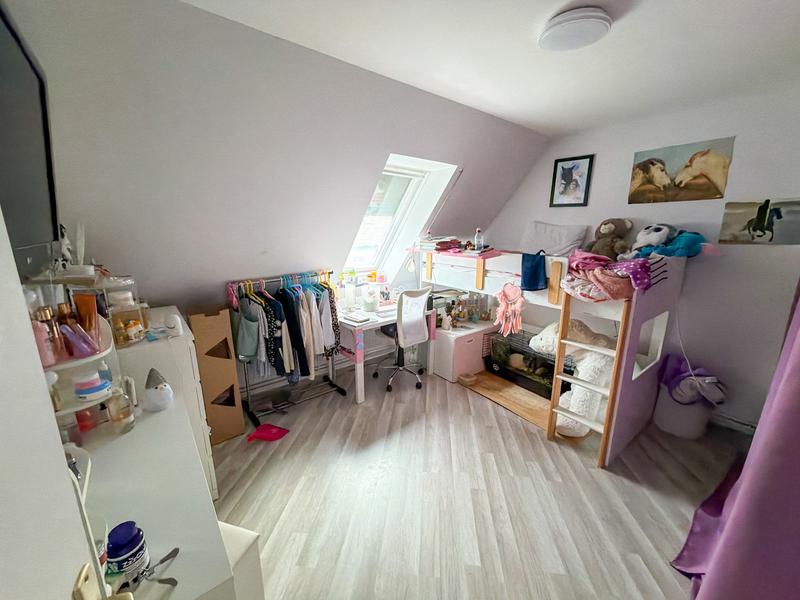 Maison - 84 m² - 5 pièces