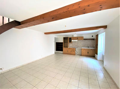 Appartement - 80 m² - 4 pièces