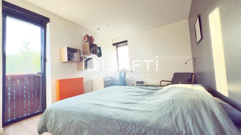 Maison - 210 m² - 5 pièces