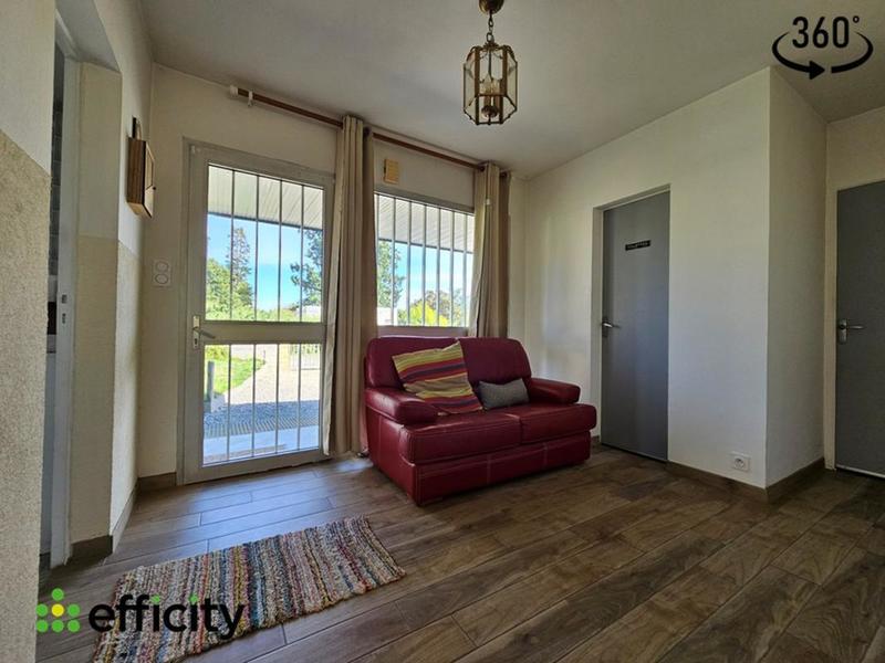 Maison - 111 m² - 5 pièces