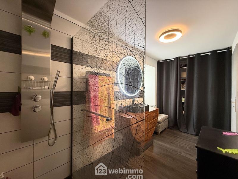 Maison - 124 m² - 6 pièces