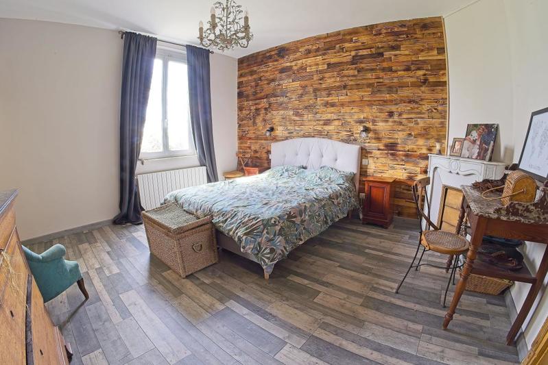 Propriété - 245 m² - 5 pièces