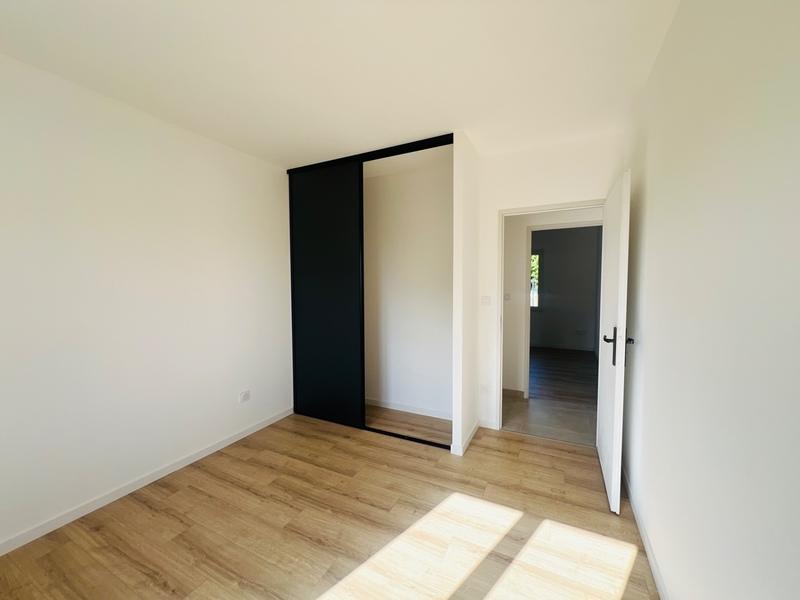 Pavillon - 130 m² - 5 pièces