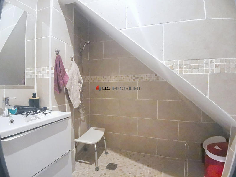 Maison - 151 m² - 6 pièces