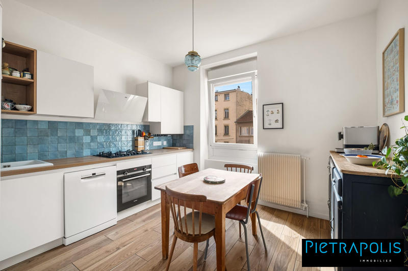 Appartement - 131 m² - 4 pièces