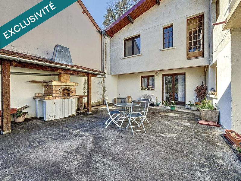 Appartement - 117 m² - 7 pièces