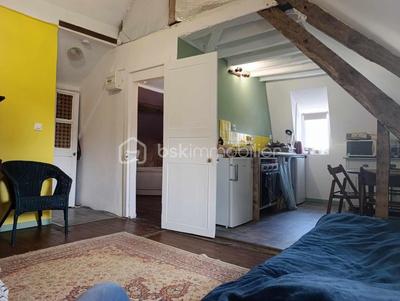 Immeuble - 85 m² - 5 pièces