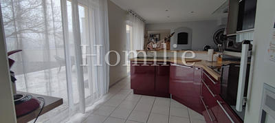 Maison - 140 m² - 7 pièces